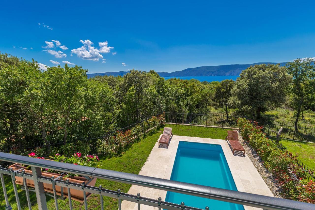 Holiday House Chiara Vrh  Buitenkant foto