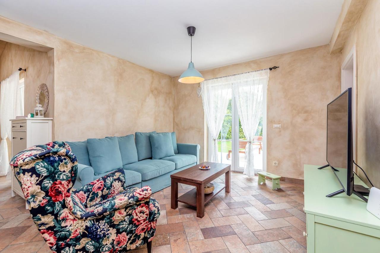 Holiday House Chiara Vrh  Buitenkant foto